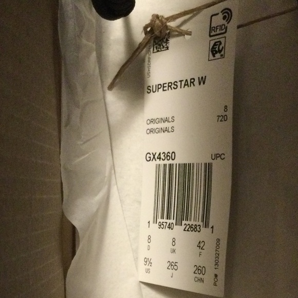 NWB NWT Adidas Superstars Originals GX4360 Brown Gold Size 42 White Shell Clam - Picture 5 of 15